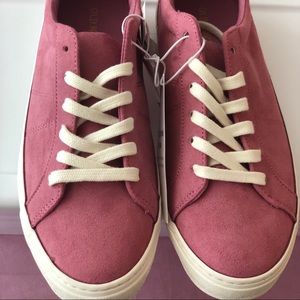 Pink faux suede tennis